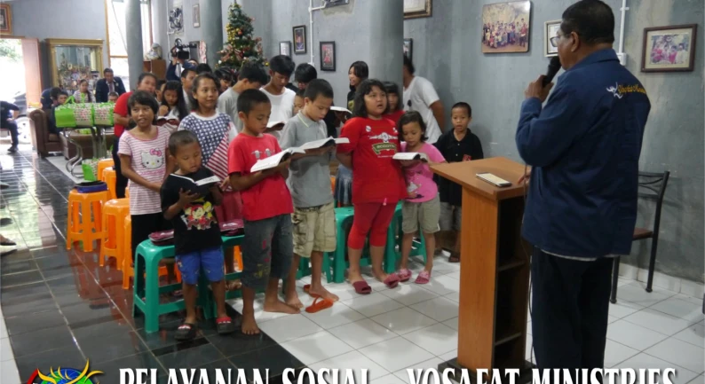 Social Ministries Kunjungan ke Panti Asuhan Beriku Hati. Cisauk Tangerang. 24 Januari 2017 7 pdt_frans_menyampaikan_firman_tuhan